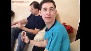 Zsuzsit a kreol tinédzser spinét partiba nyomják