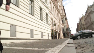 Termetes csöcsű csajok édeshármasban hancuroznak