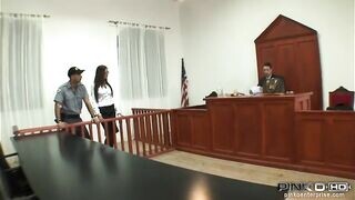 Angelica Heart kettő rúdat kap a bíróságon