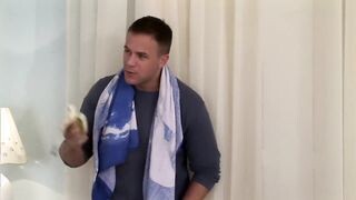 Orosz tinédzser csajszi és a két fütykös