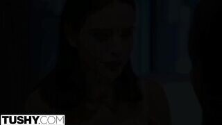 Lana Rhoades ánuszát egy csoki pali kufircolja