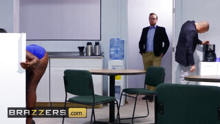 Brazzers - Osa Lovely a céda csoki milf