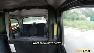 Fake Taxi - Tinédzser bige jól orálozza a taxist