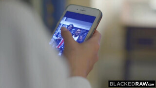 BlackedRaw - Sydney Cole és a barna farok