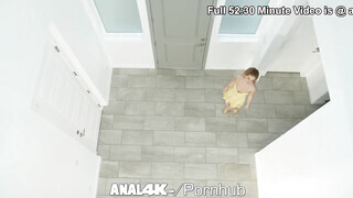 Anal4K - Bella Rose hátsó nyílásba kefélve
