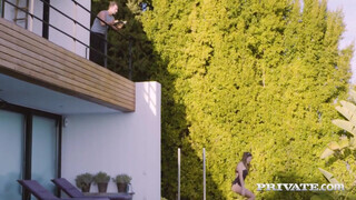 Private.com - Talia Mint a szomszéd pasival kamatyol