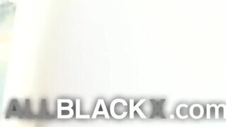 AllBlackX - Lala Ivey a termetes csöcsű tinédzser