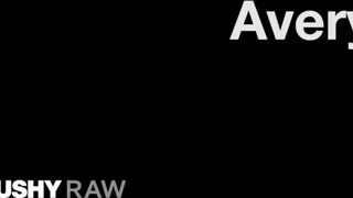 Avery Jane a vonzó néger zsenge - TUSHYRAW