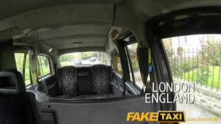FakeTaxi - Carmel Cox az angol tini cafka