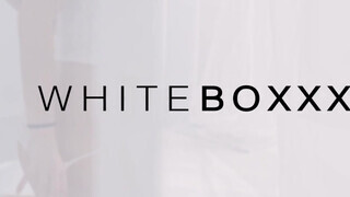 WHITEBOXXX - Lya Missy romantikus kúrása