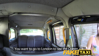 FakeTaxi - Latin Amerikai pipi kupakol a taxissal
