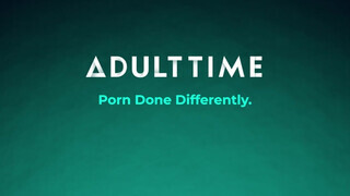 ADULT TIME - Sizi Sev barna puncijába gigantikus bájdorongot kap