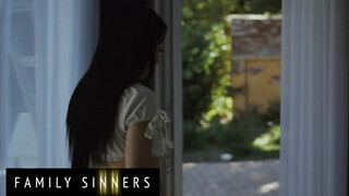 Family Sinners - Judy Jolie a cafka nevelő húgi
