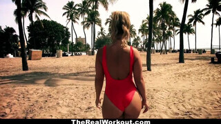 TheRealWorkout - A gigantikus popós Kelsi keményen megdöngetve