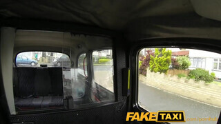 FakeTaxi - egy bűbájos irodista maca
