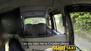 FakeTaxi - világos szőke csaj tisztességesen szétélvezve