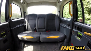 Fake Taxi - Ashleigh Devere a termetes keblű szuka