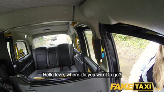 Fake Taxi - Gigászi keblű tinédzser csajszika a hátsó ülésen