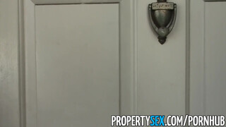 PropertySex - bájos világos szőke ingatlanos gádzsi