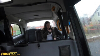 Fake Taxi - Little Eliss a méretes cickós tinédzser