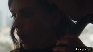 Deeper - Keisha Grey a óriási kannás zsenge lány