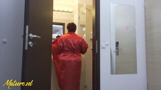 Korosodó házastárs és a tinédzser szeretője