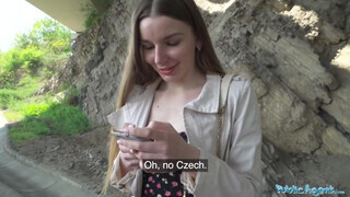Public Agent - Arina Shy a félénk tini pipi