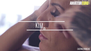 CastingFrancais - Kimberly a óriási cicis milf