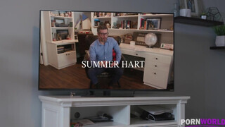 Summer Hart punciba és análba reszelve