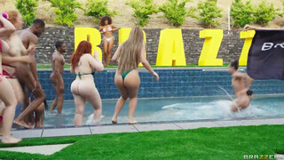 BRAZZERS - Luna Star tinédzser pacákkal szexel