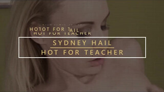 Sydney Hall imádja a rúdat