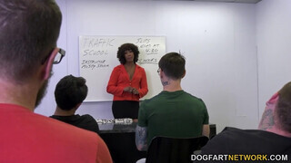 Misty Stone 10 csákót szop le