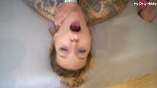 Erőszakos német amatőr milf leszopja a méretes fasznak