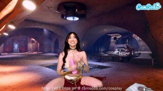 Princess Leia cosplayban élvezi a gigantikus cicis néger szépség játékát